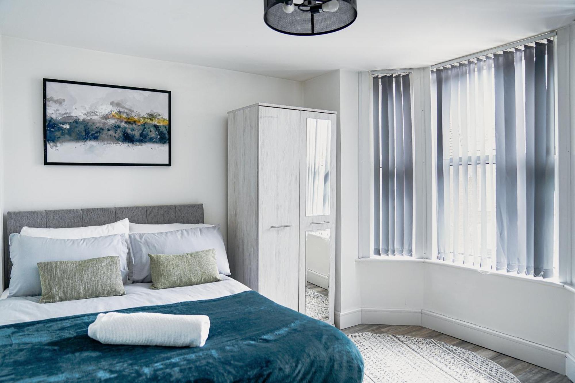 Hiltop 2bed Apartment, Near Centre, Sleeps 4 With Parking Apartamento