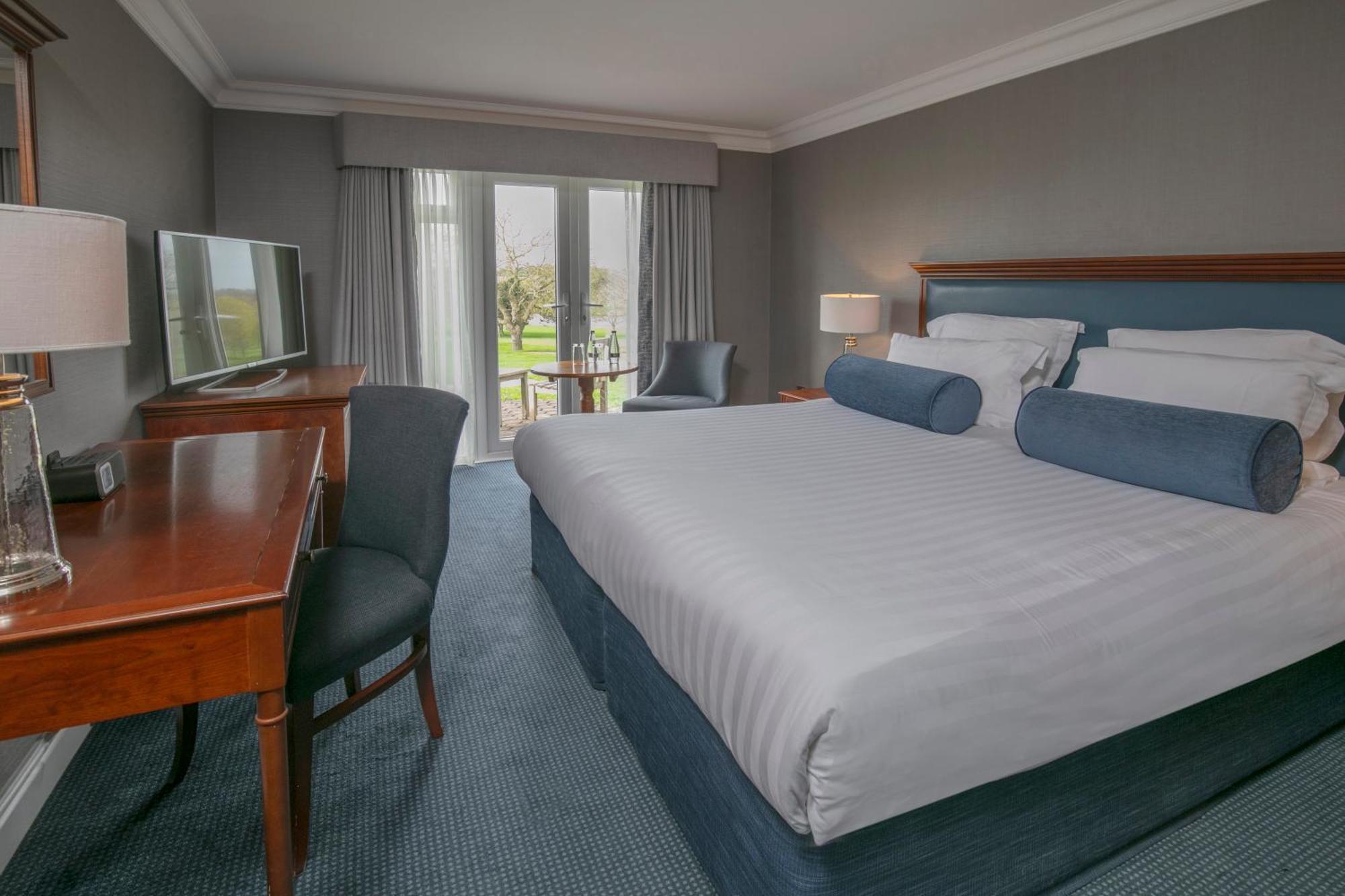 Hotel Windmill Village Hotel, Golf Club & Spa, Bw Signature Collection