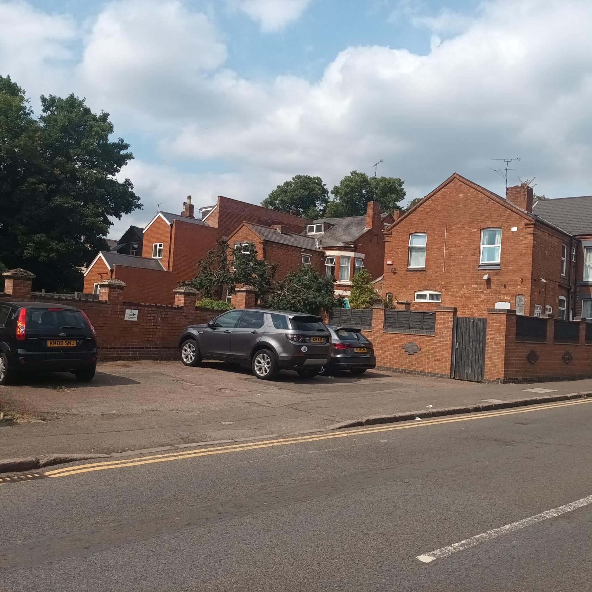 Spacious Ensuite Guest house Coventry