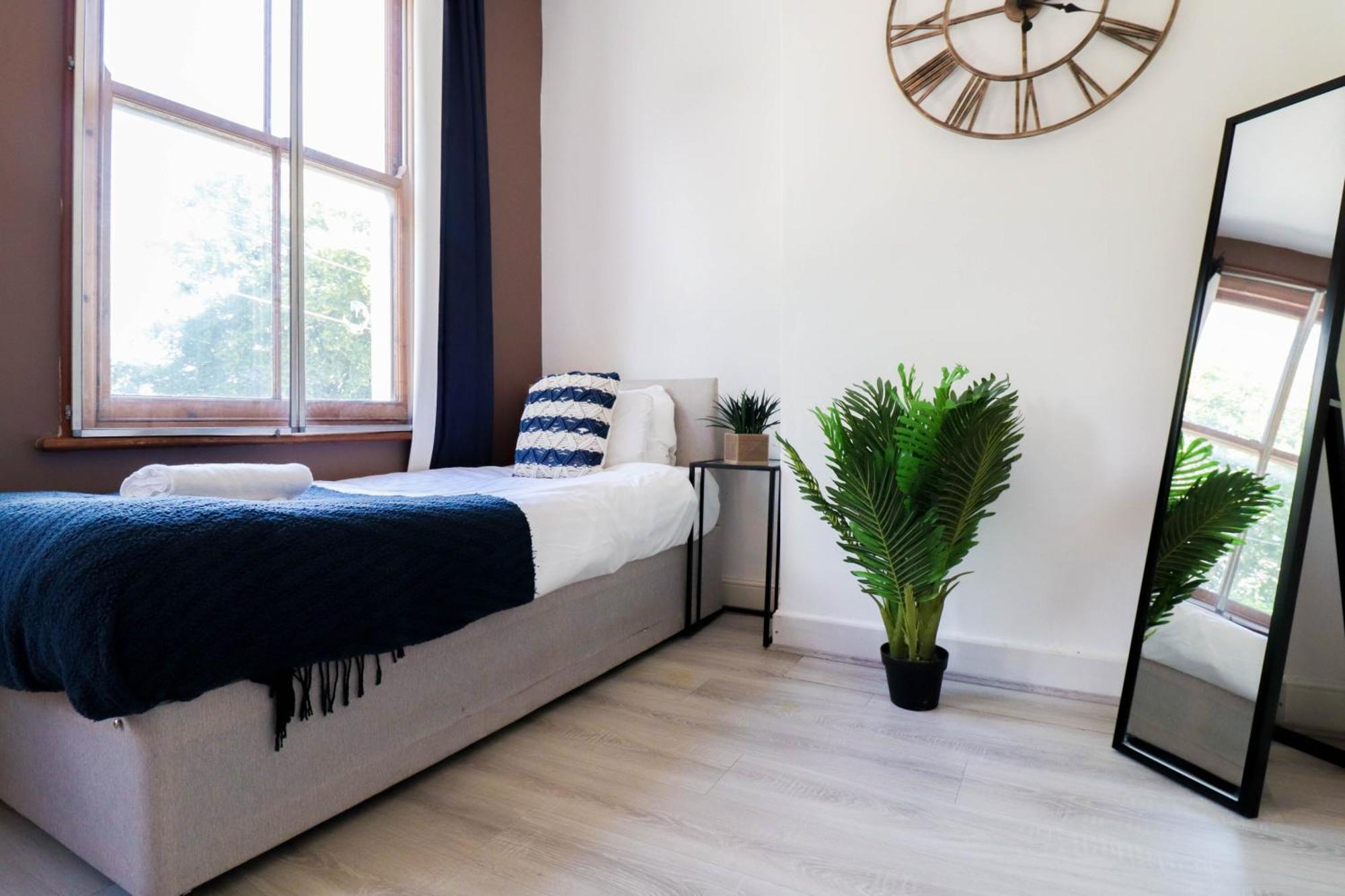 Prime 4-Bedroom House In The Heart Of The City *