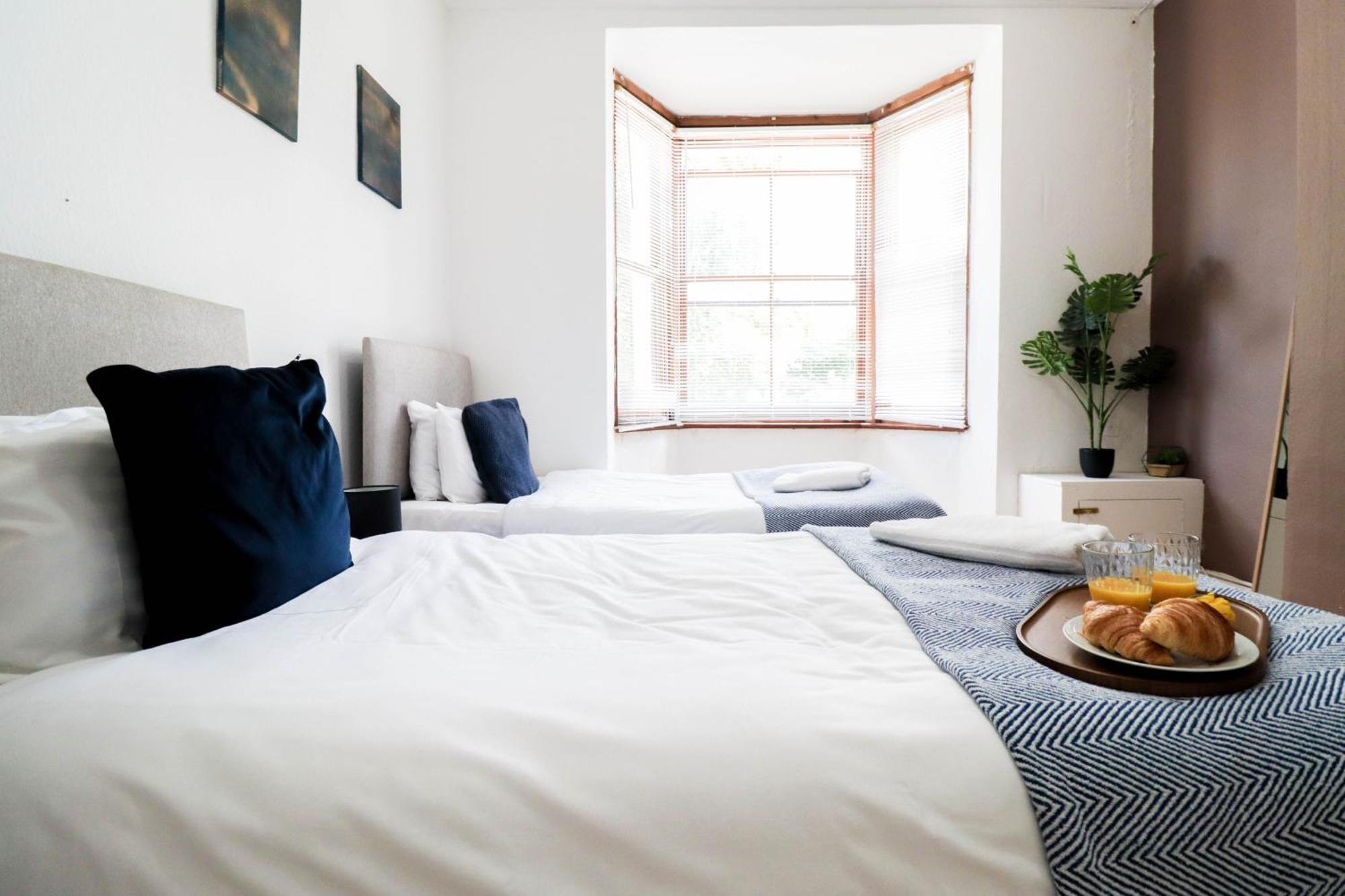 Apartment Prime 4-Bedroom House In The Heart Of The City Coventry