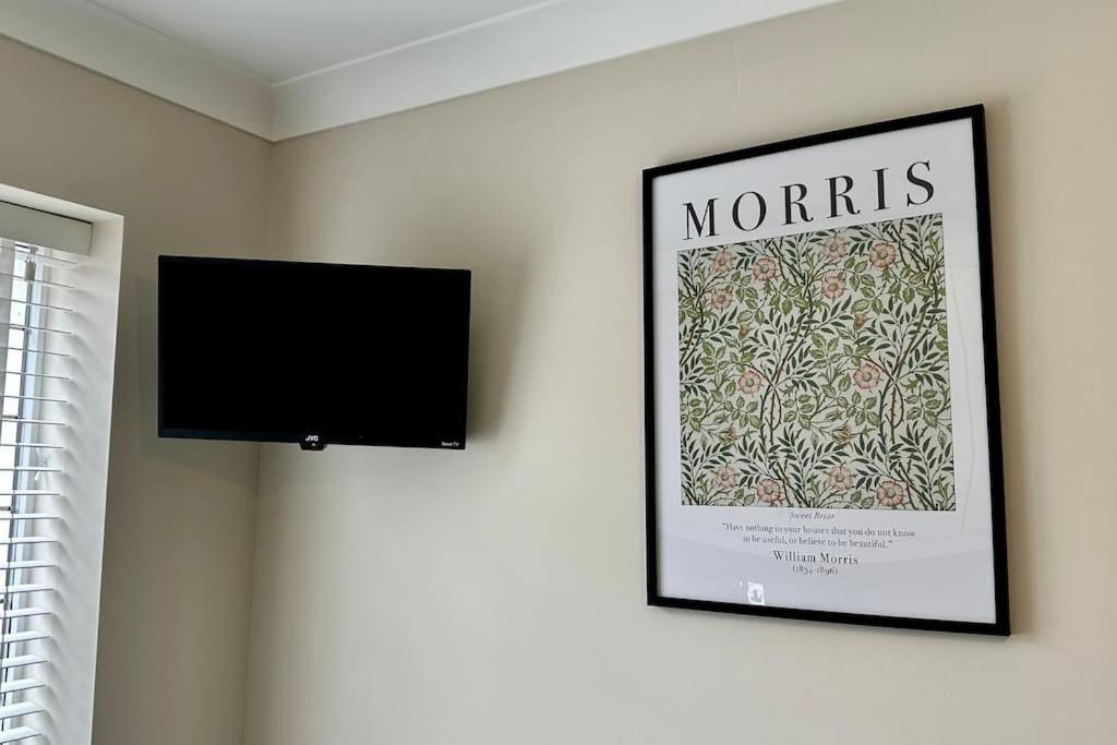 Stylish Flat In Gated Community * Coventry