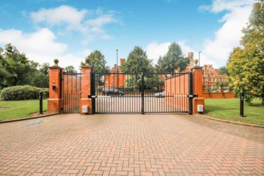 Stylish Flat In Gated Community