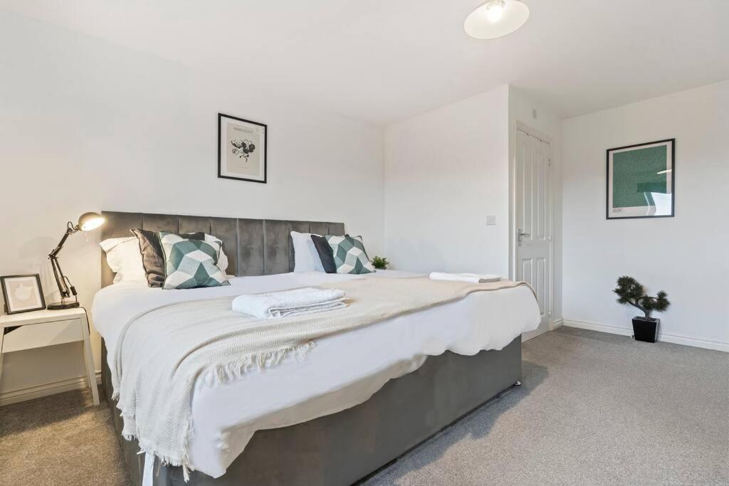 Holiday home Anglian Retreat - Close To Centre - Free Parking, Fast Wifi And Smart Tv By Yoko *