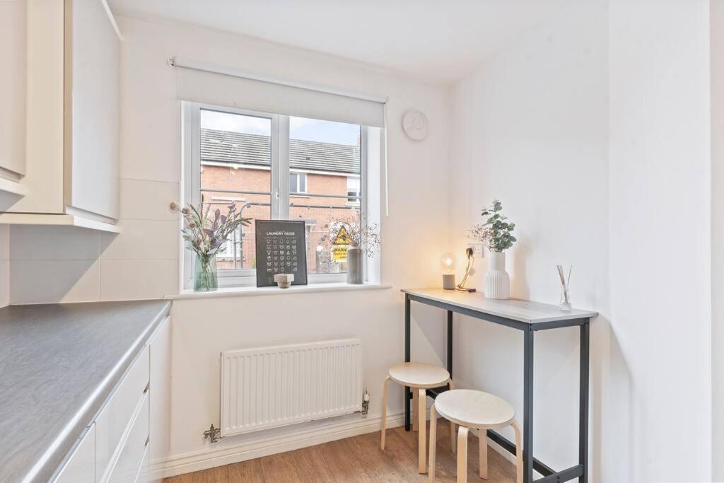 Anglian Retreat - Close To Centre - Free Parking, Fast Wifi And Smart Tv By Yoko