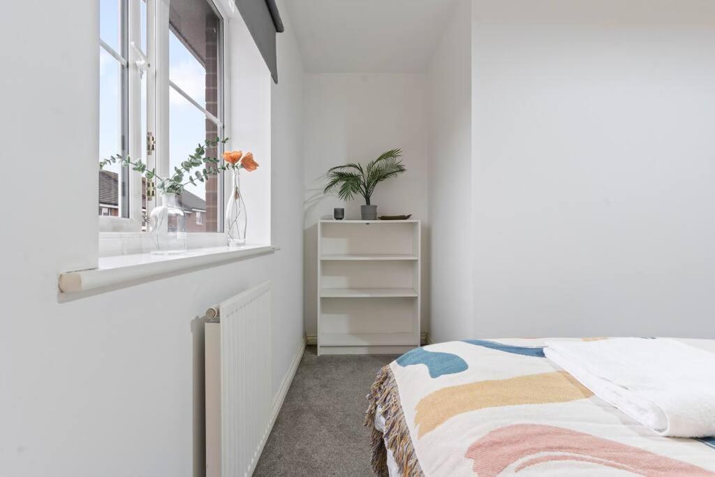 Anglian Retreat - Close To Centre - Free Parking, Fast Wifi And Smart Tv By Yoko