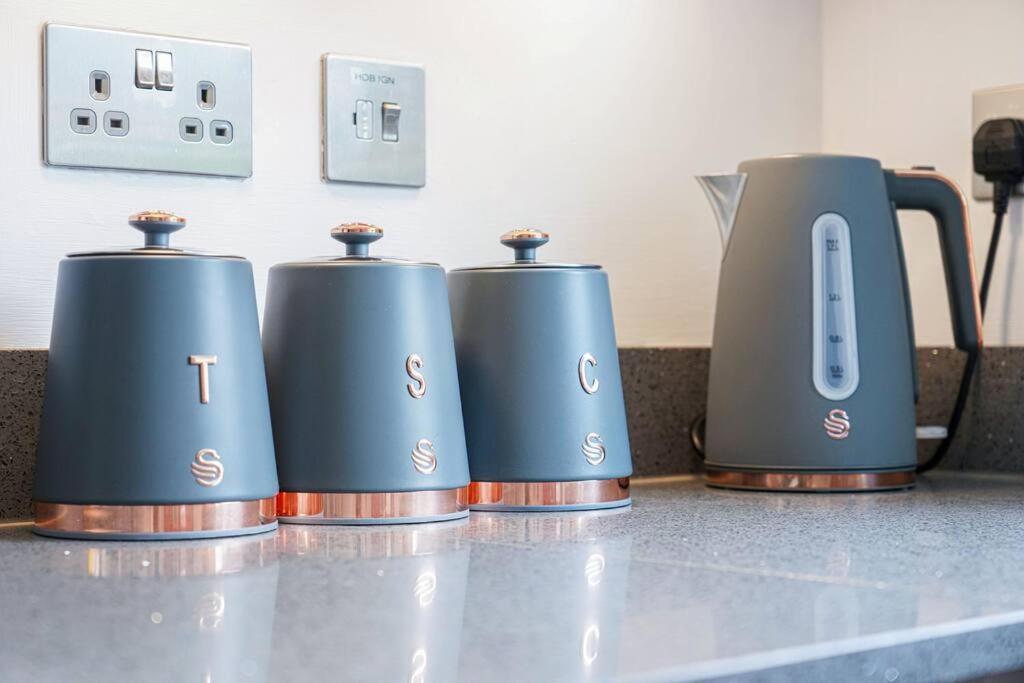 Apartment Stunning 2 Bedroom - Close To Centre - Free Parking, Super-fast Wifi, Smarttv, Private Balcony And Communal Garden By Yoko Coventry