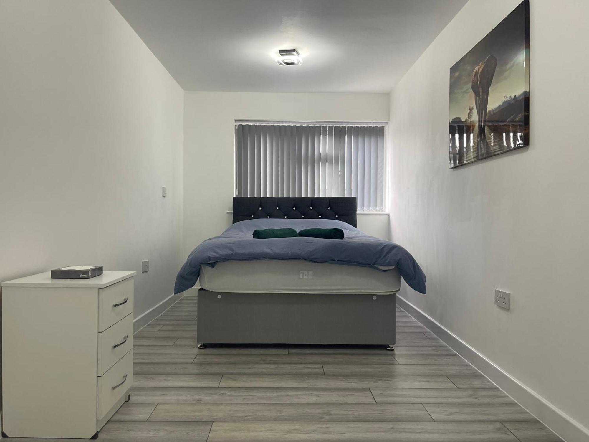 Bede Road Serviced * Coventry