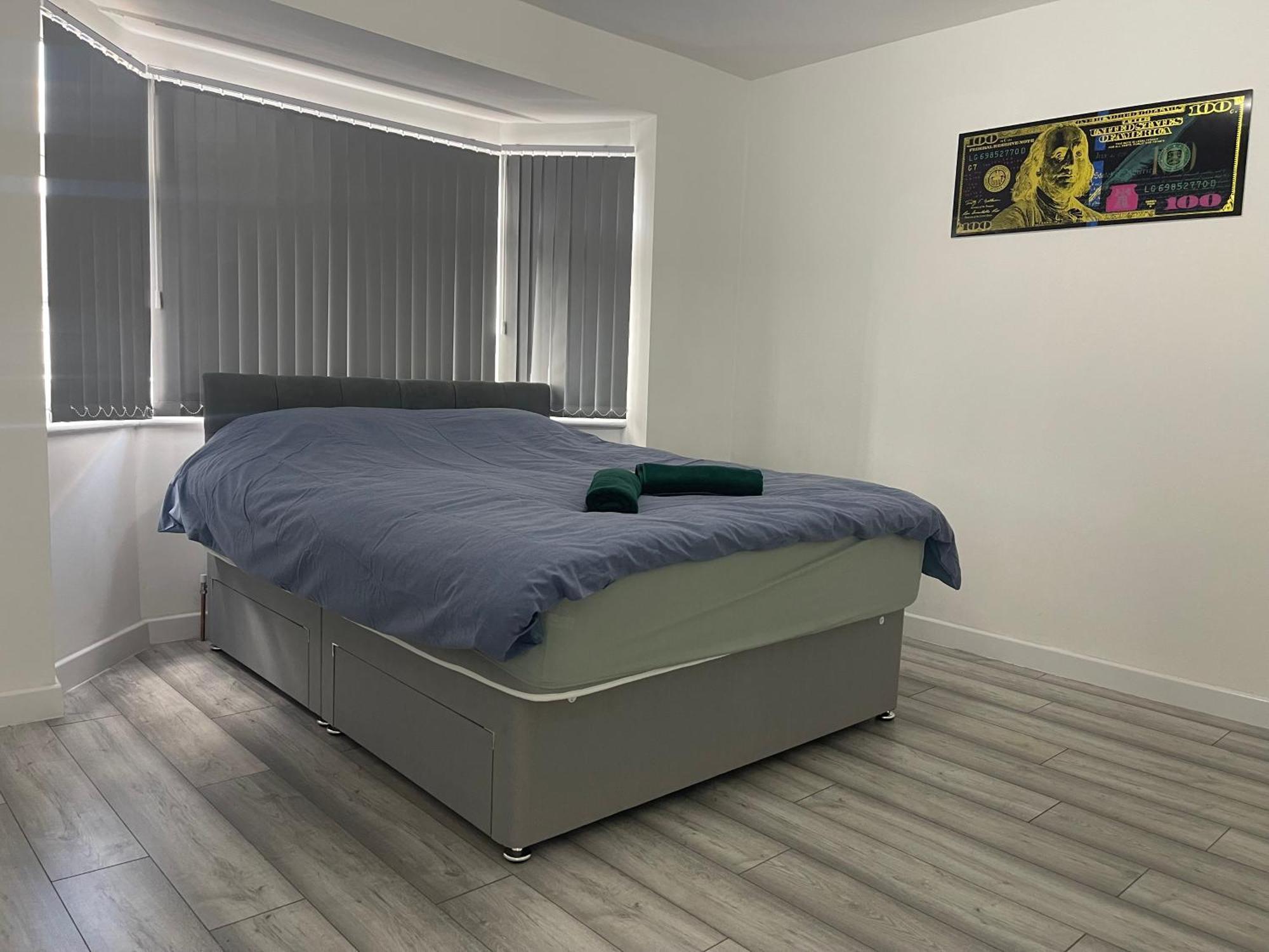 Apartment Bede Road Serviced Coventry