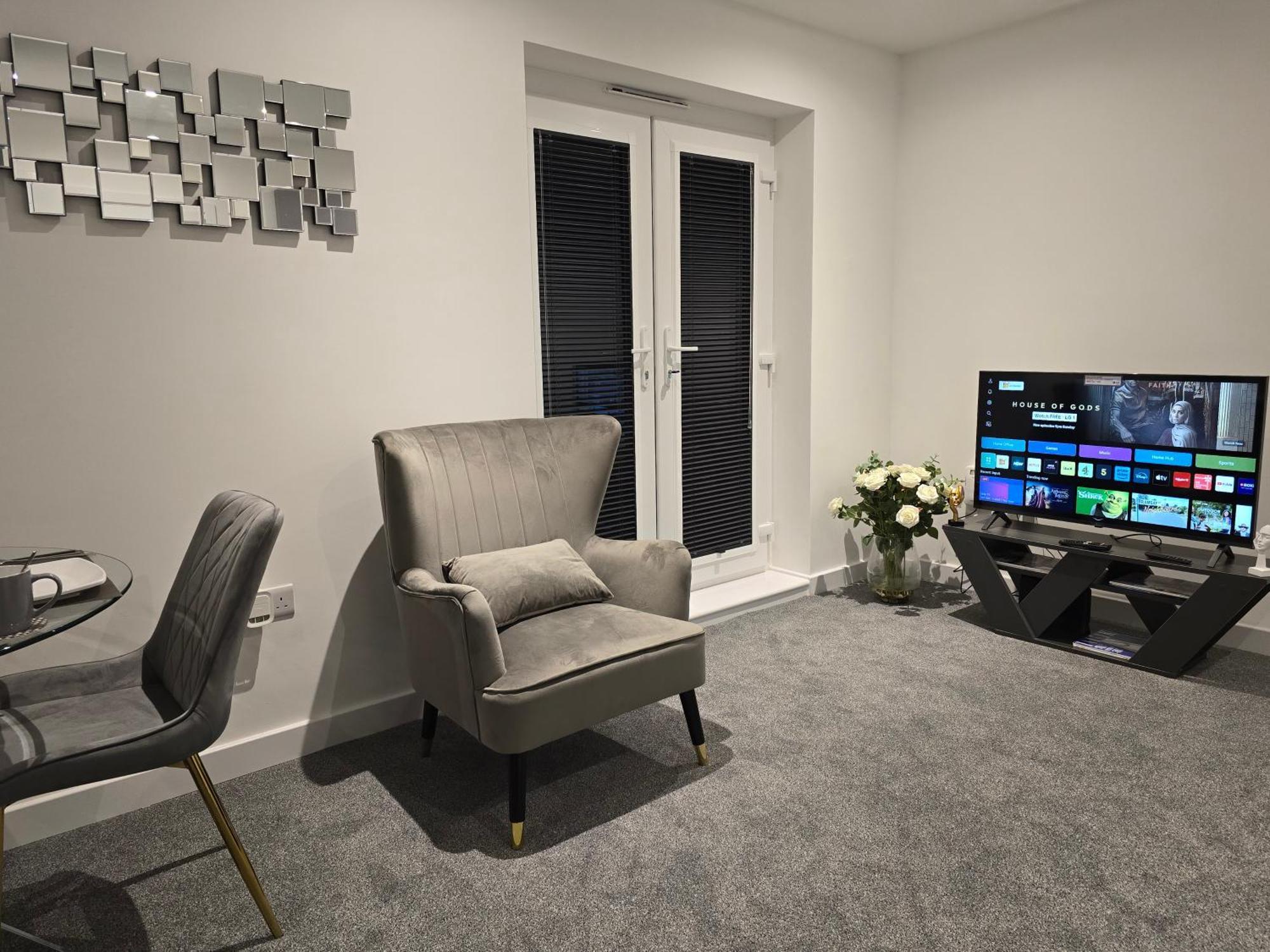 Well-preserved 2 Bedroom Flat Around Ricoh Arena-coventry Fc Apartamento Coventry