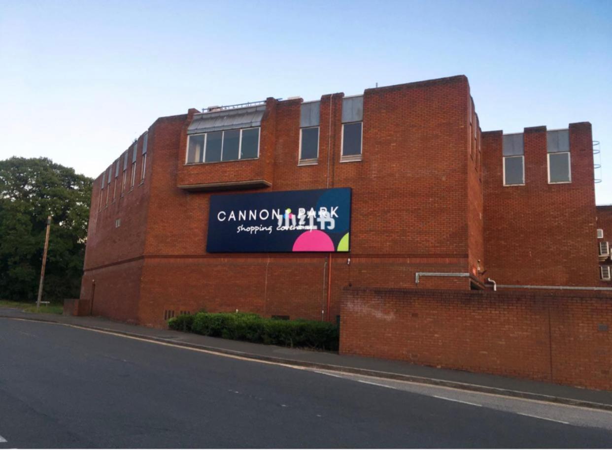 Guest house Double Close To Uni & Shopping Center & Free Parking *