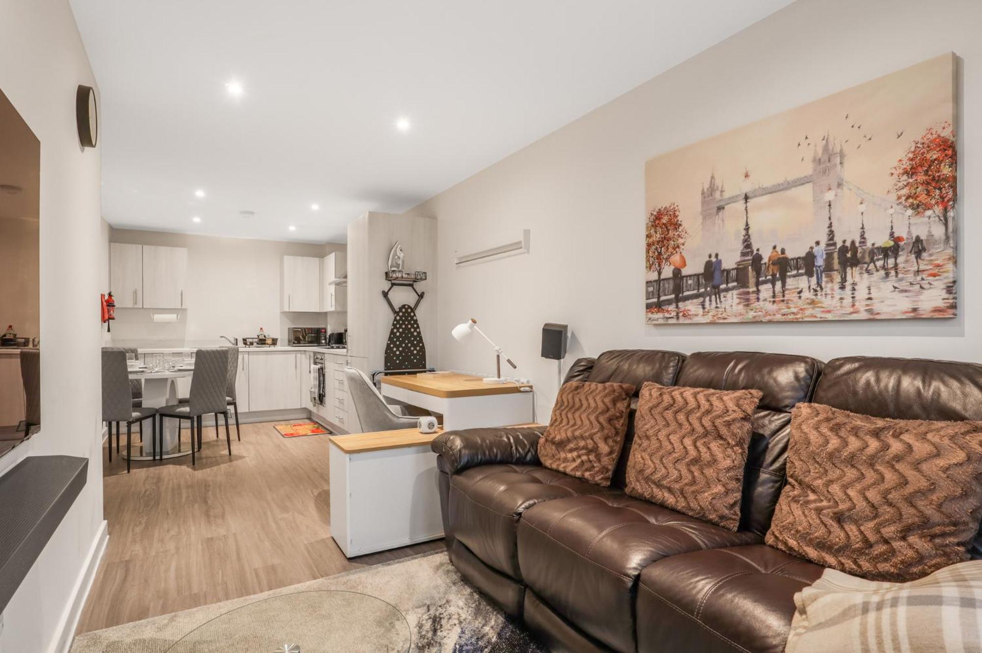 Beaver Stays- Coventry Serviced Apartment * Coventry