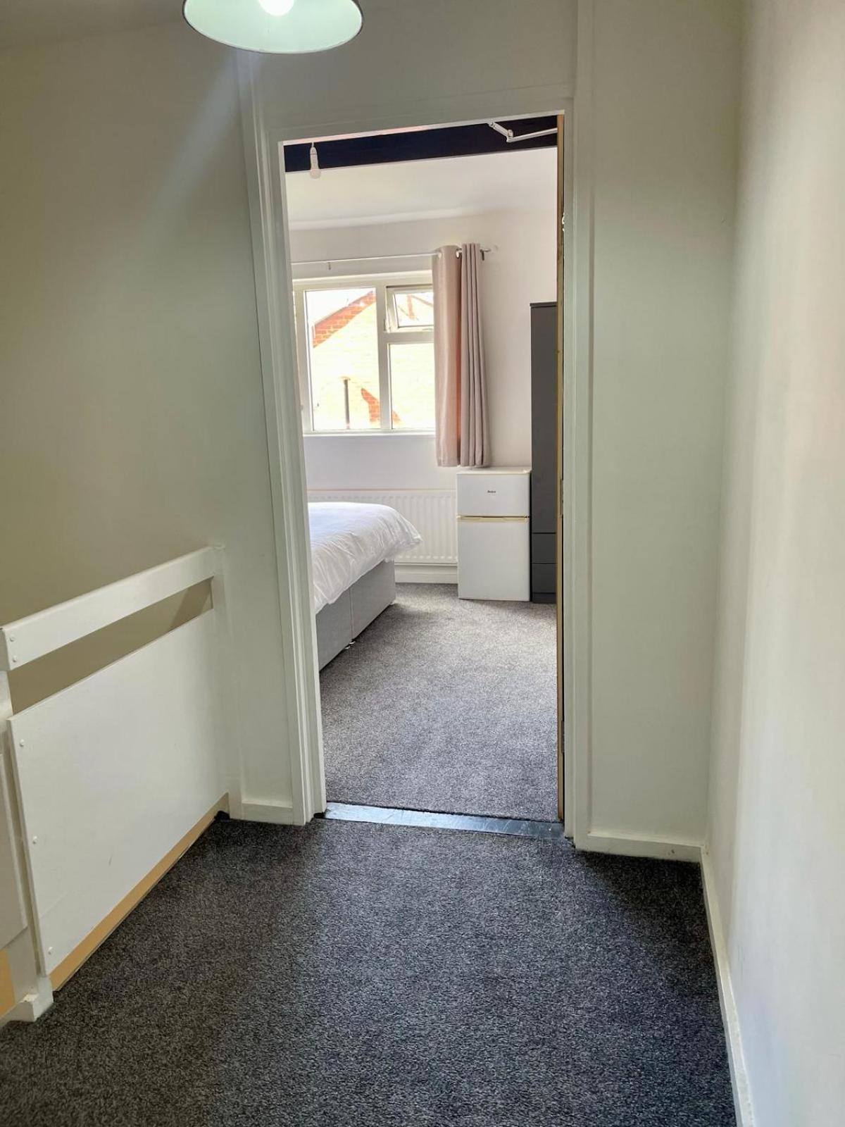 Holiday home - Modern House Near Centre Coventry