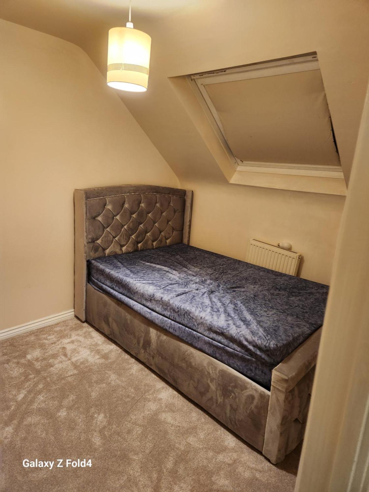 69 Swan Lane *