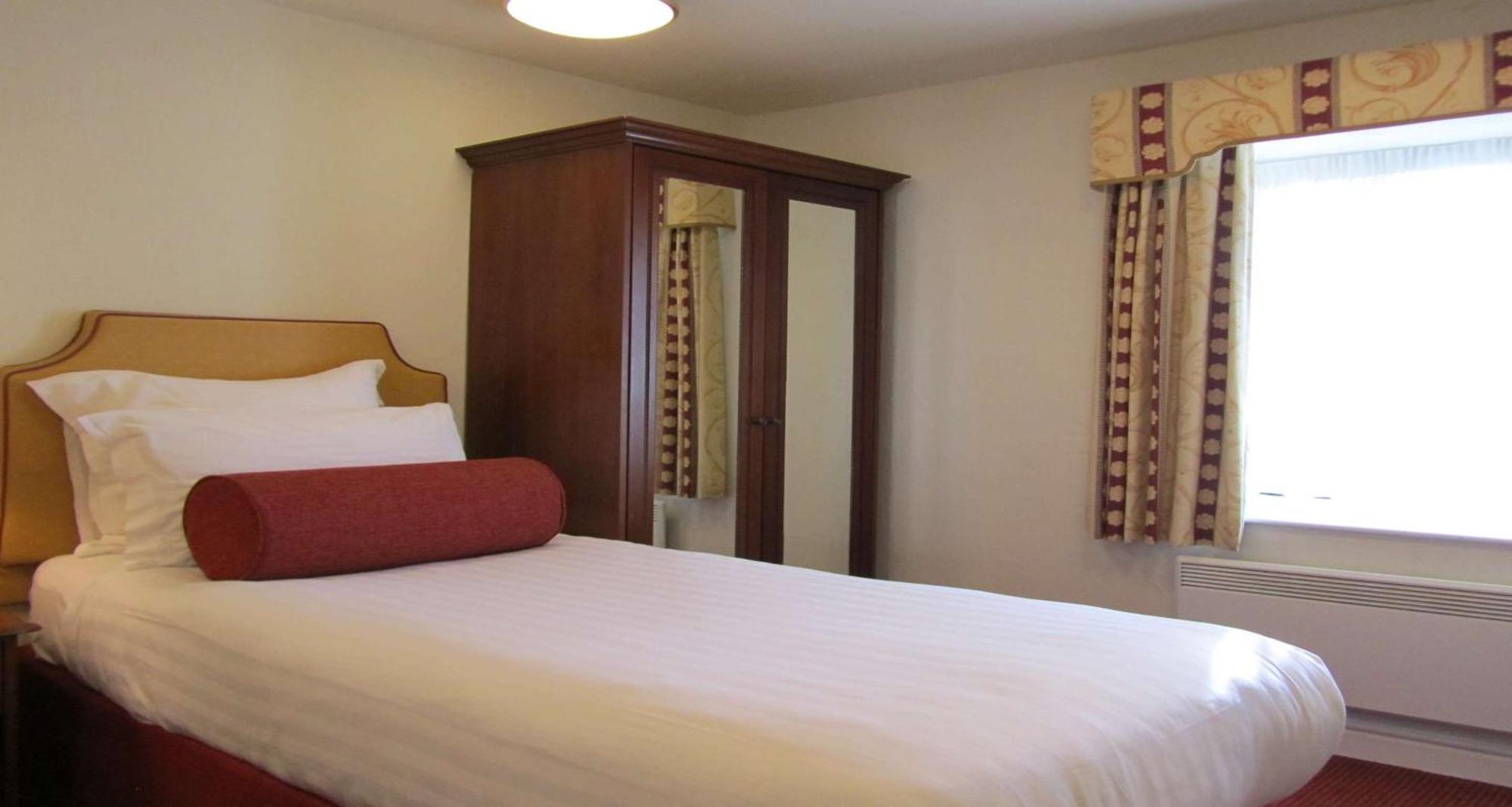 Windmill Village Hotel, Golf Club & Spa, Bw Signature Collection Hotel 4*