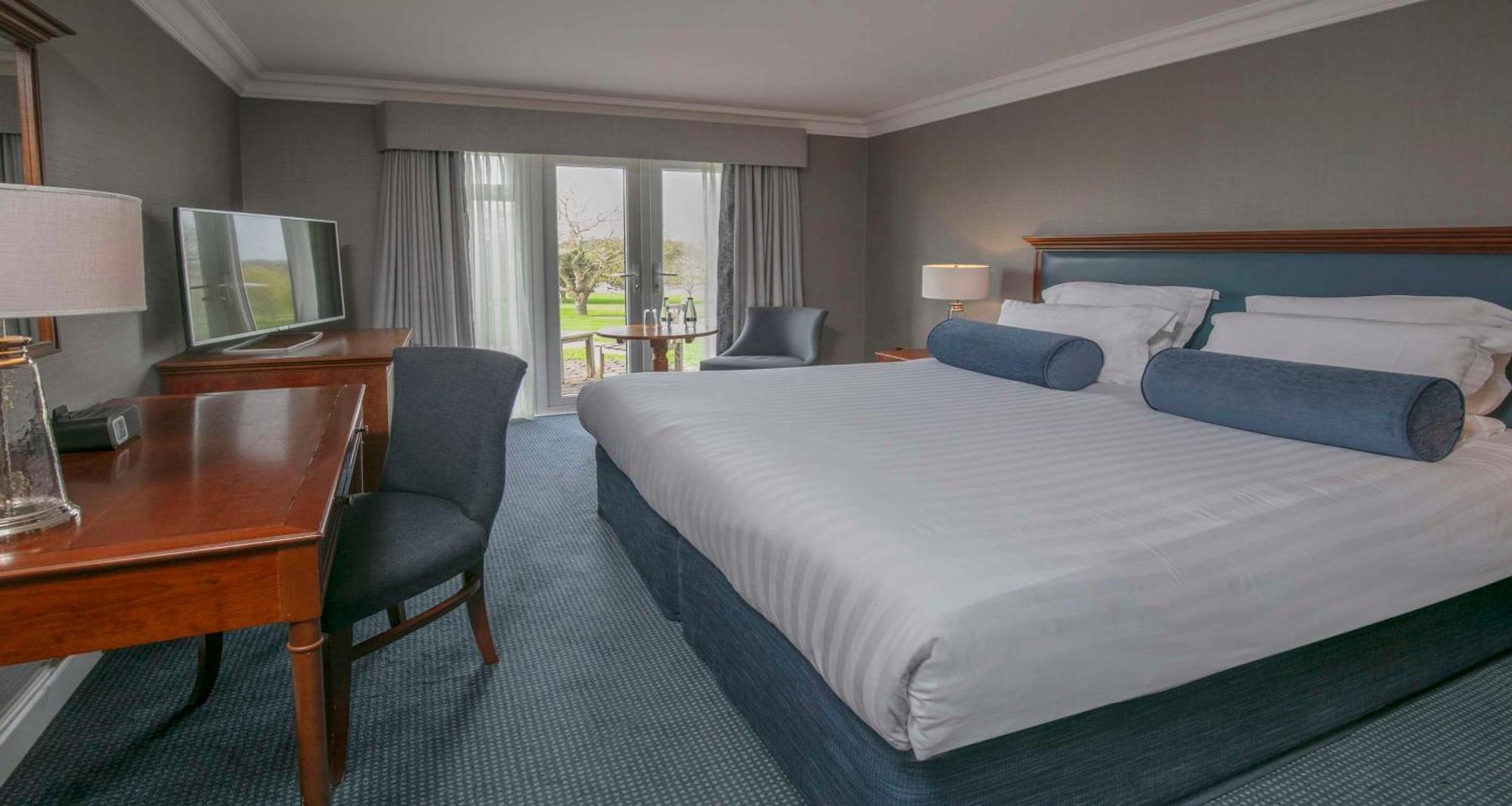Hotel Windmill Village Hotel, Golf Club & Spa, Bw Signature Collection 4*