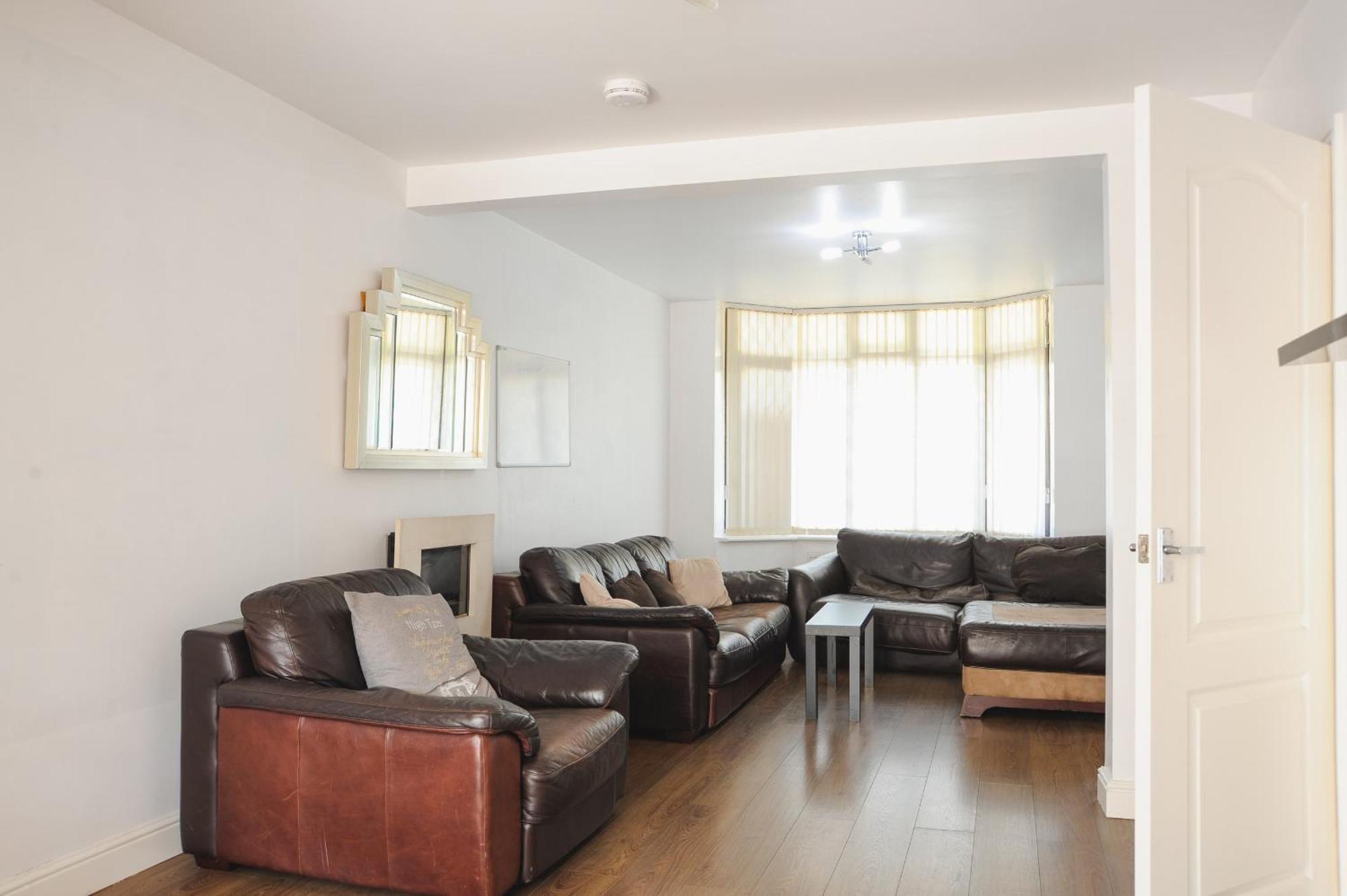 Guest house In Guest - Beautiful Big In *