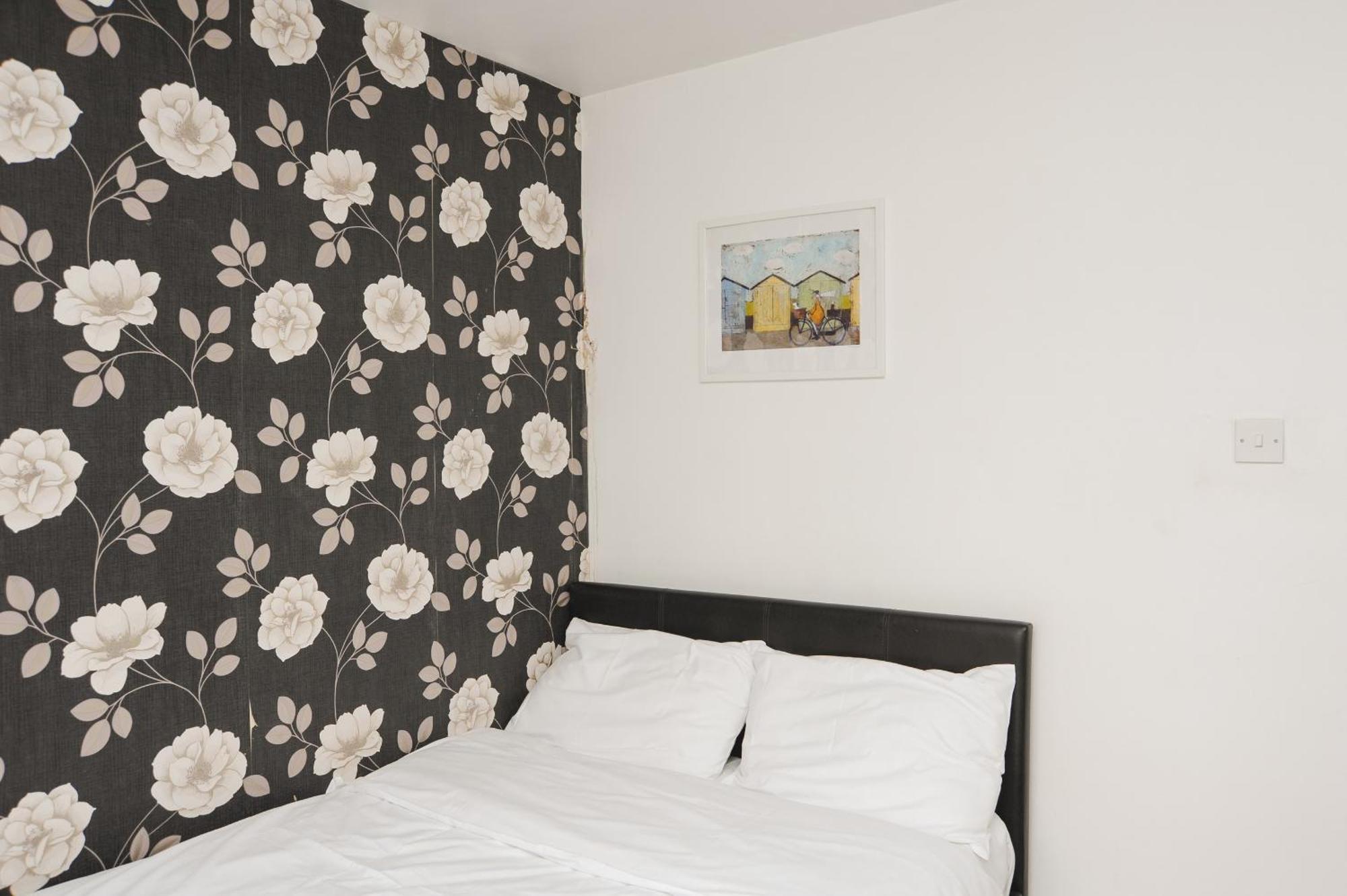 In Guest - Large Bright In *