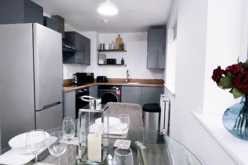 Fabulous 2bedroom Flat Apartment Coventry