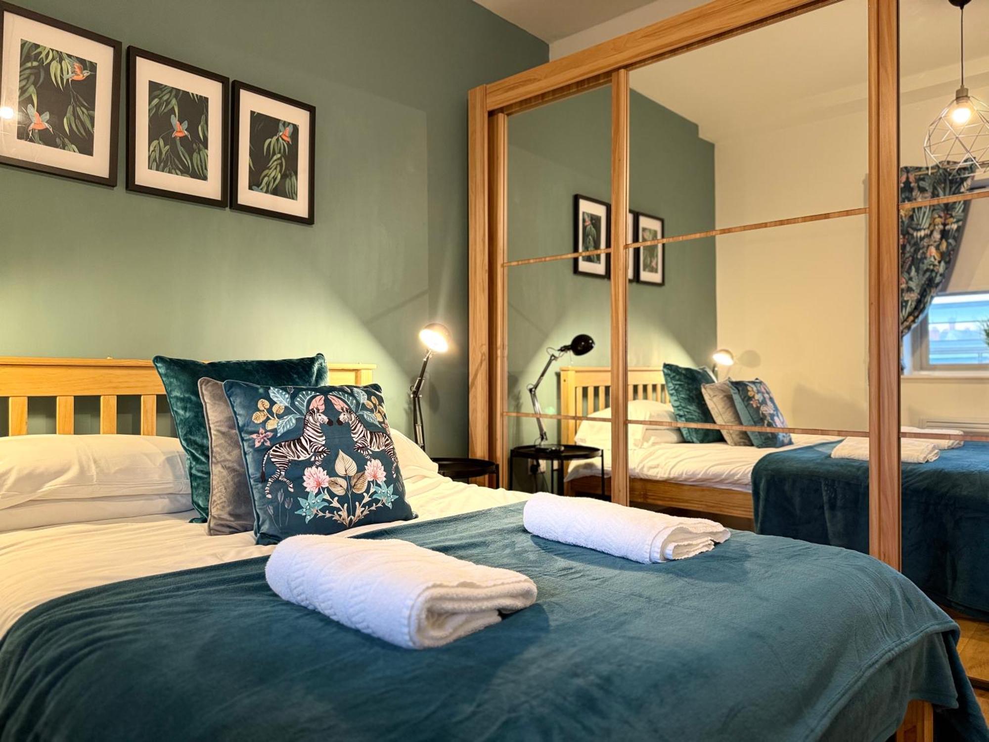 Apartment Vibrant Cosy 2 Bedroom