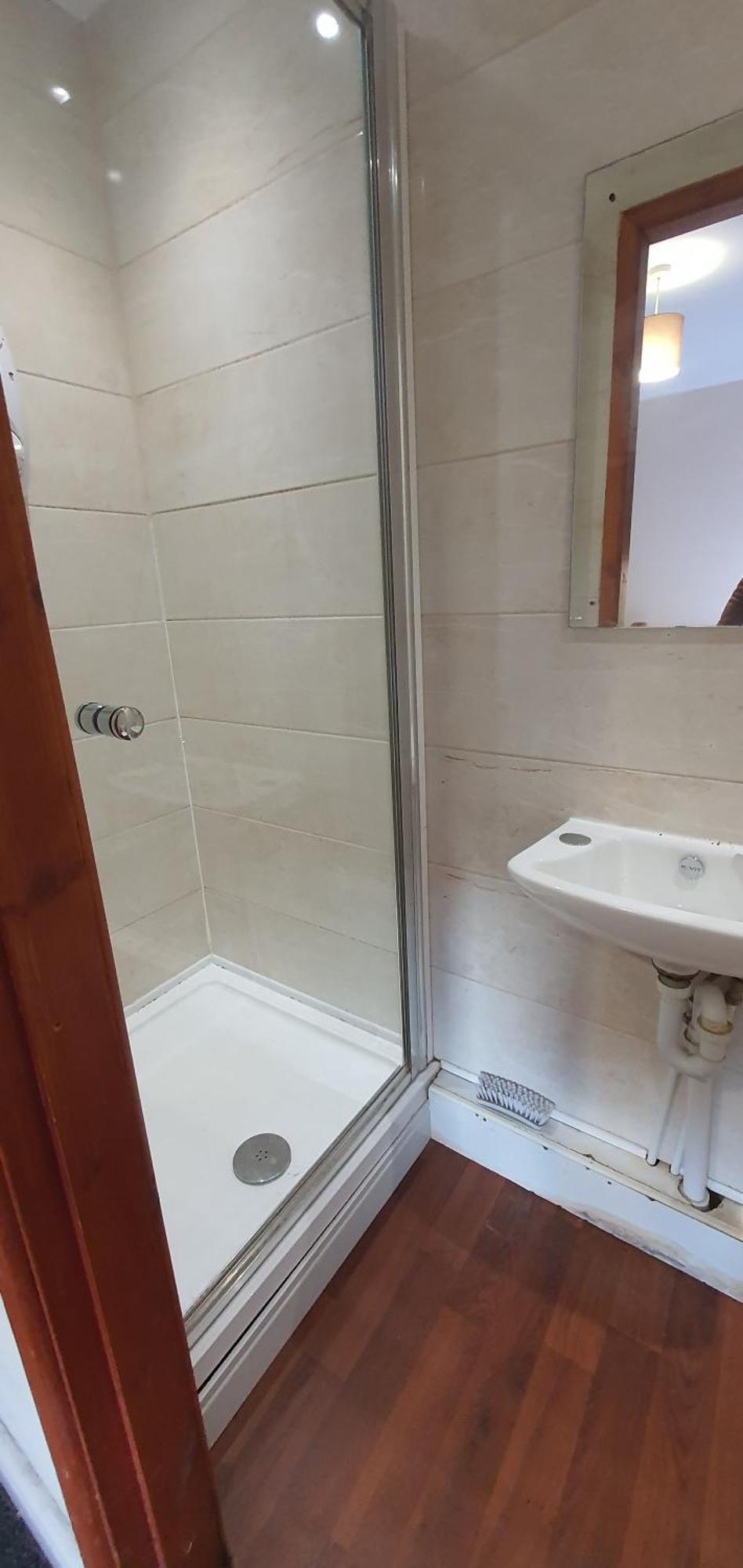 In Guest - Bright Nice In * Coventry