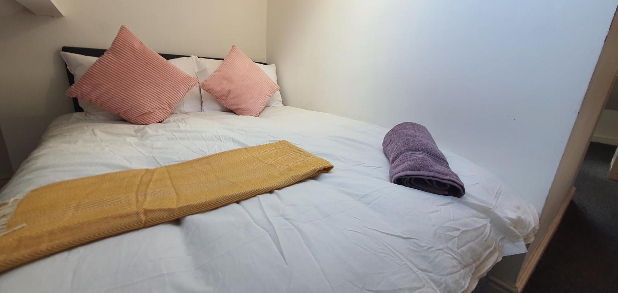 In Guest - Bright Nice In * Coventry
