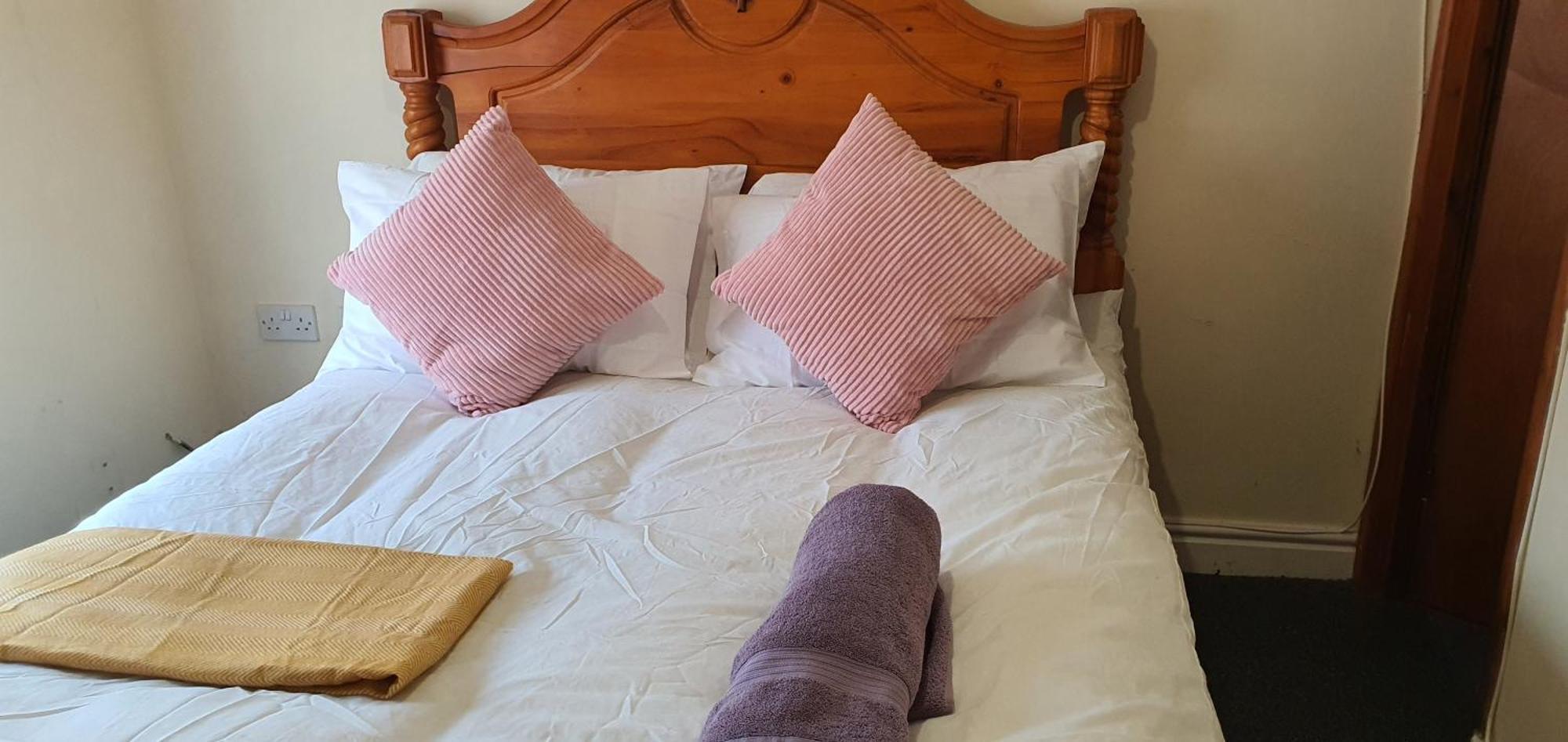 In Guest - Bright Nice In Guest house Coventry