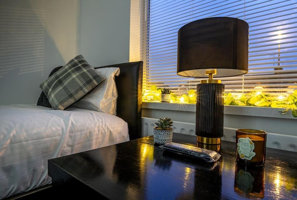 The Cave By Reggis Holiday home Coventry