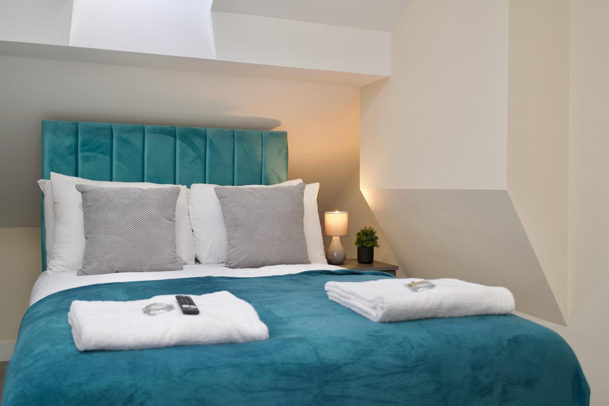 Charming 2bed Gem - Free Parking & Netflix, Wifi, Walk To Centre Apartment Coventry