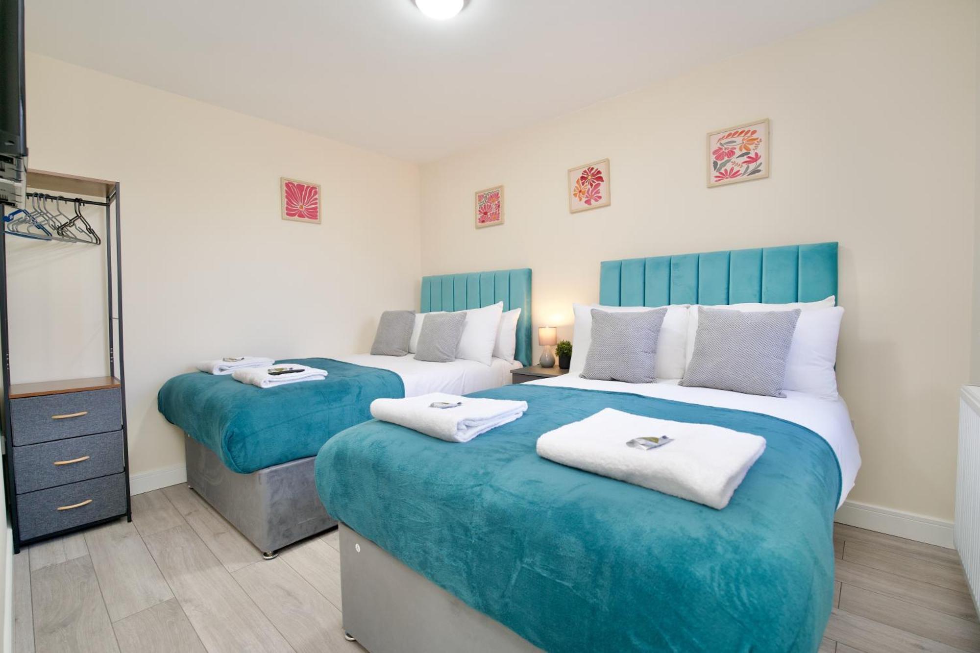 Charming 2bed Gem - Free Parking & Netflix, Wifi, Walk To Centre *