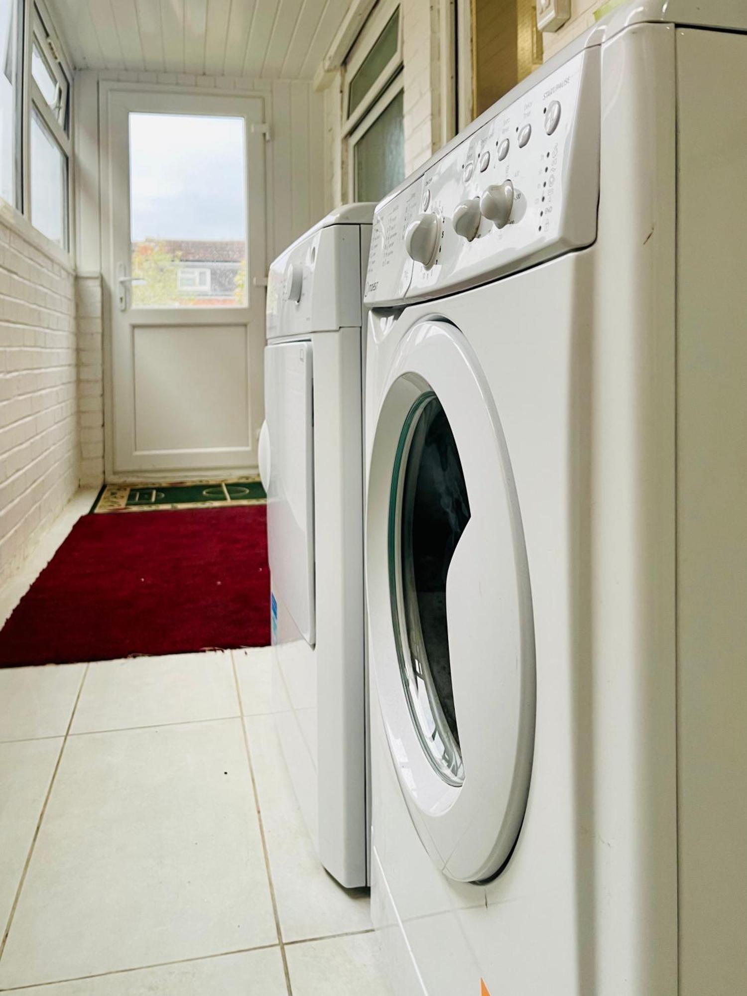 4 - Modern Ensuite In The Heart Of Casa de hóspedes Coventry