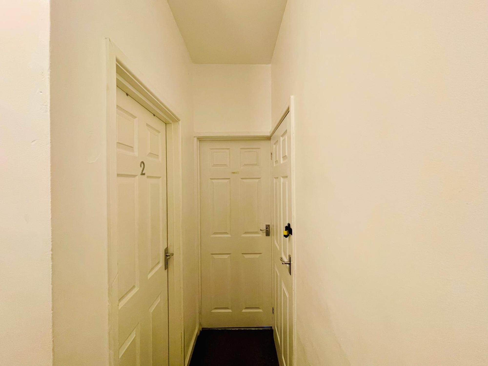 Casa de hóspedes 4 - Modern Ensuite In The Heart Of Coventry