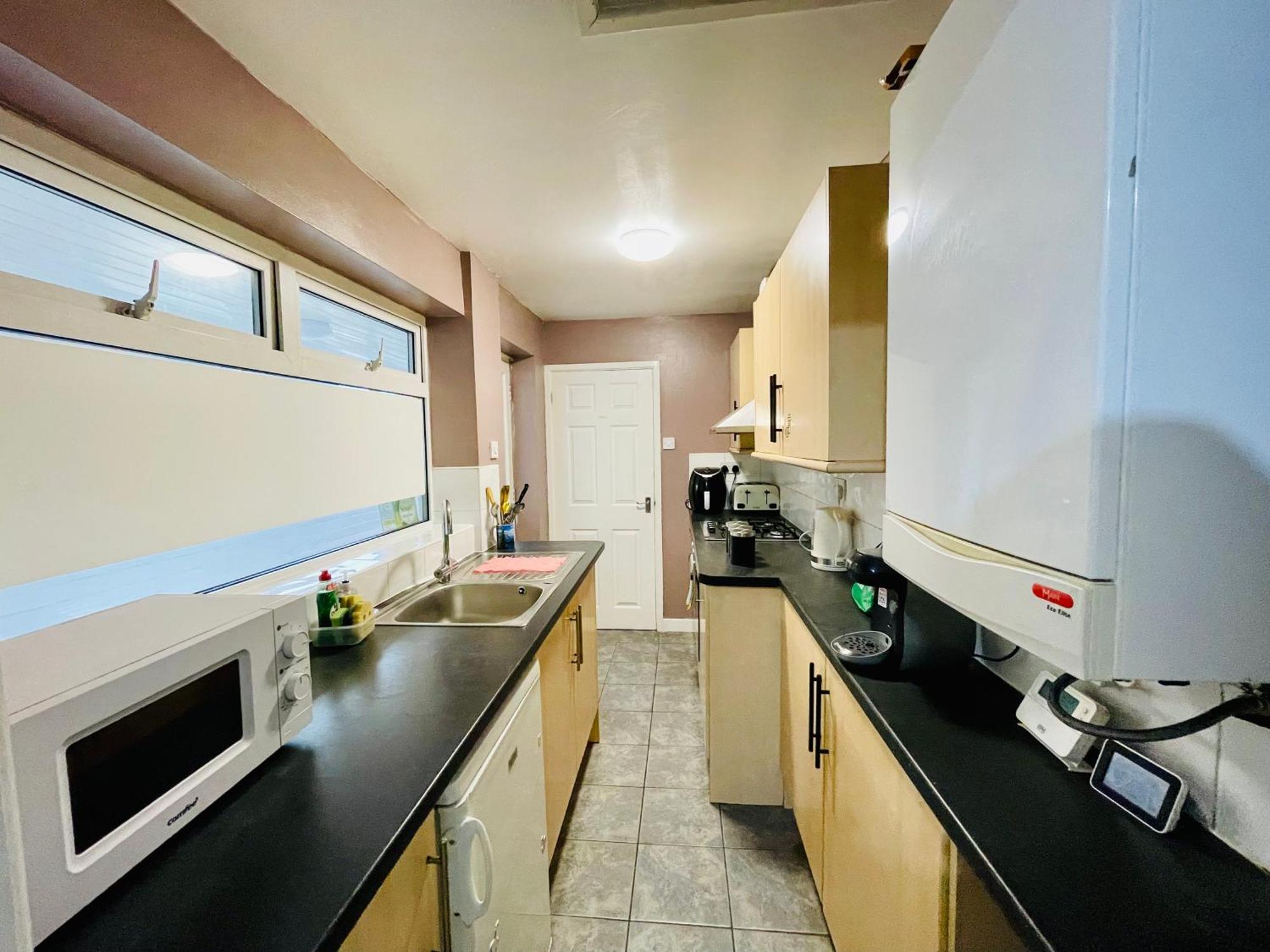 4 - Modern Ensuite In The Heart Of Casa de hóspedes Coventry