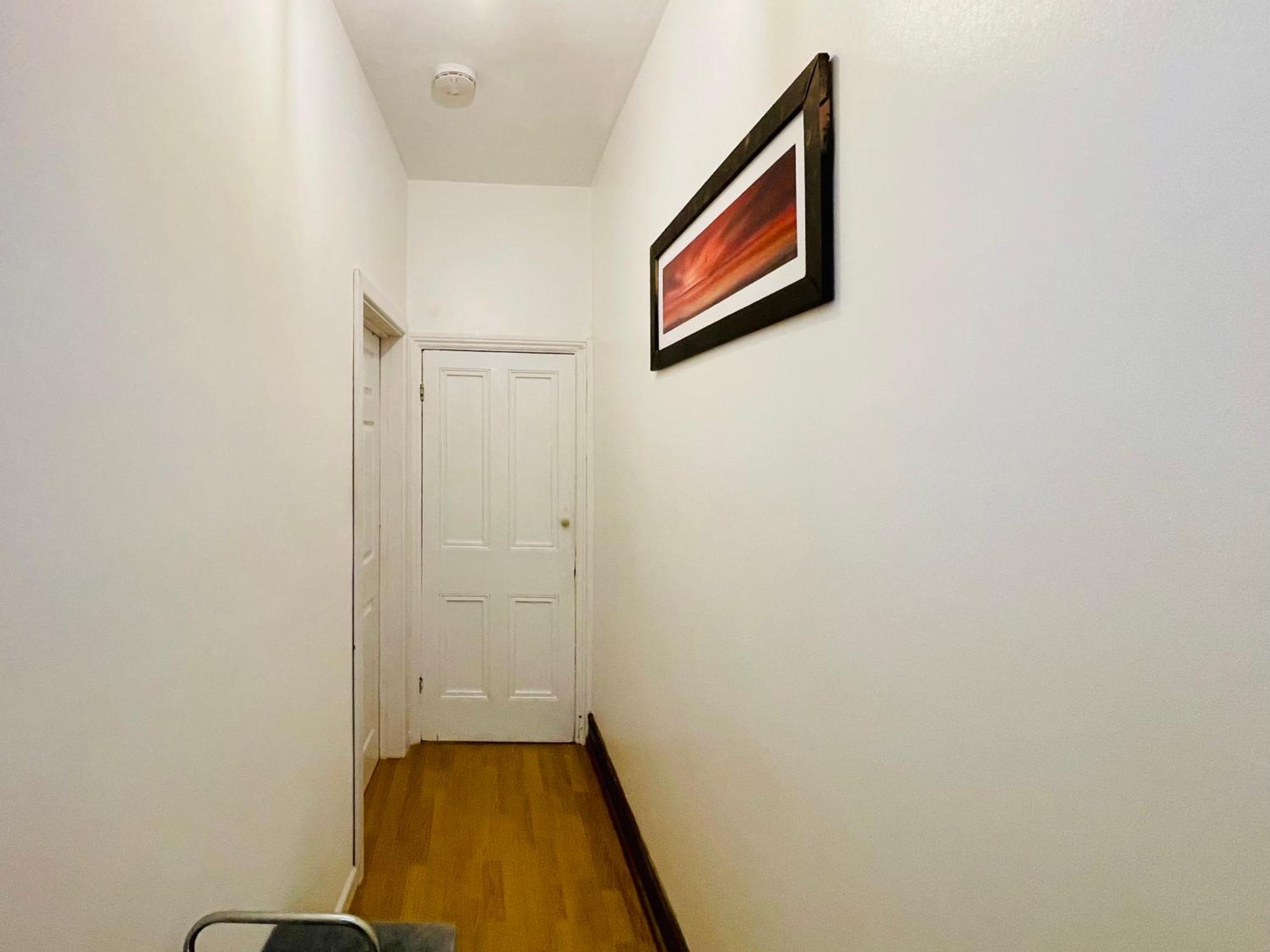 4 - Modern Ensuite In The Heart Of * Coventry
