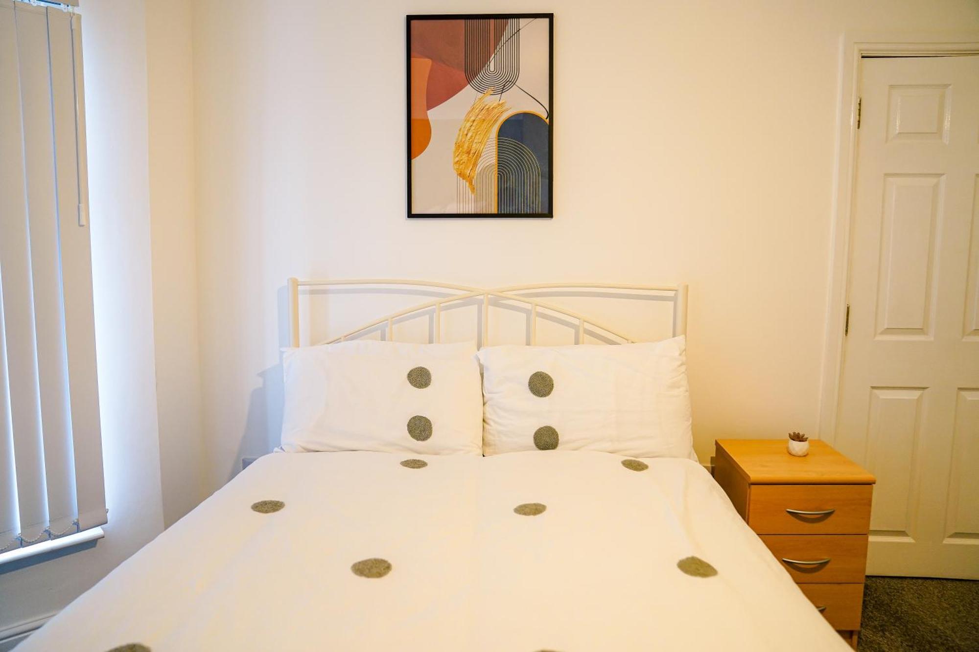 Holiday home Awesome For Business Contractors And Suitable For Families With Free Parking 14mins From Nec *