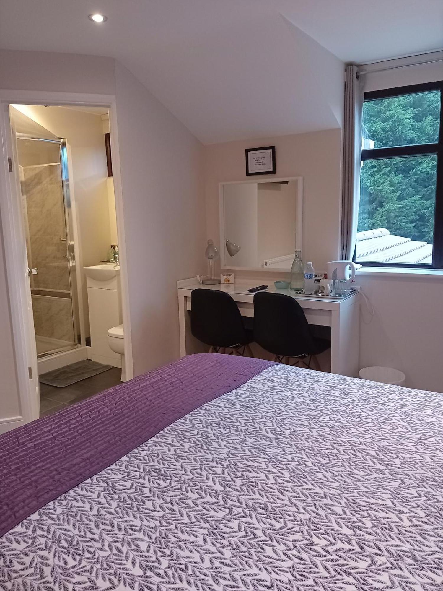 Bed & Breakfast Middle House *