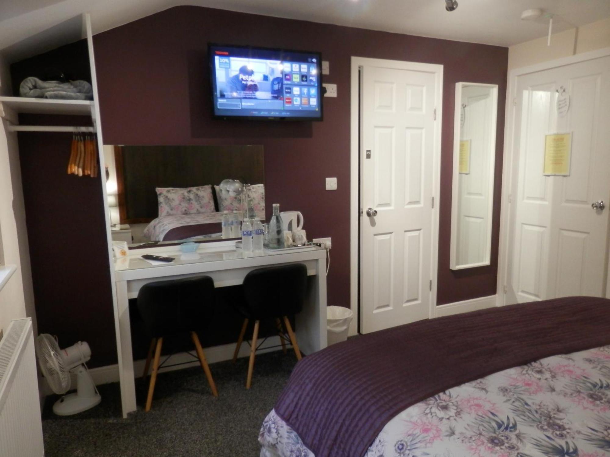 Bed & Breakfast Middle House Coventry