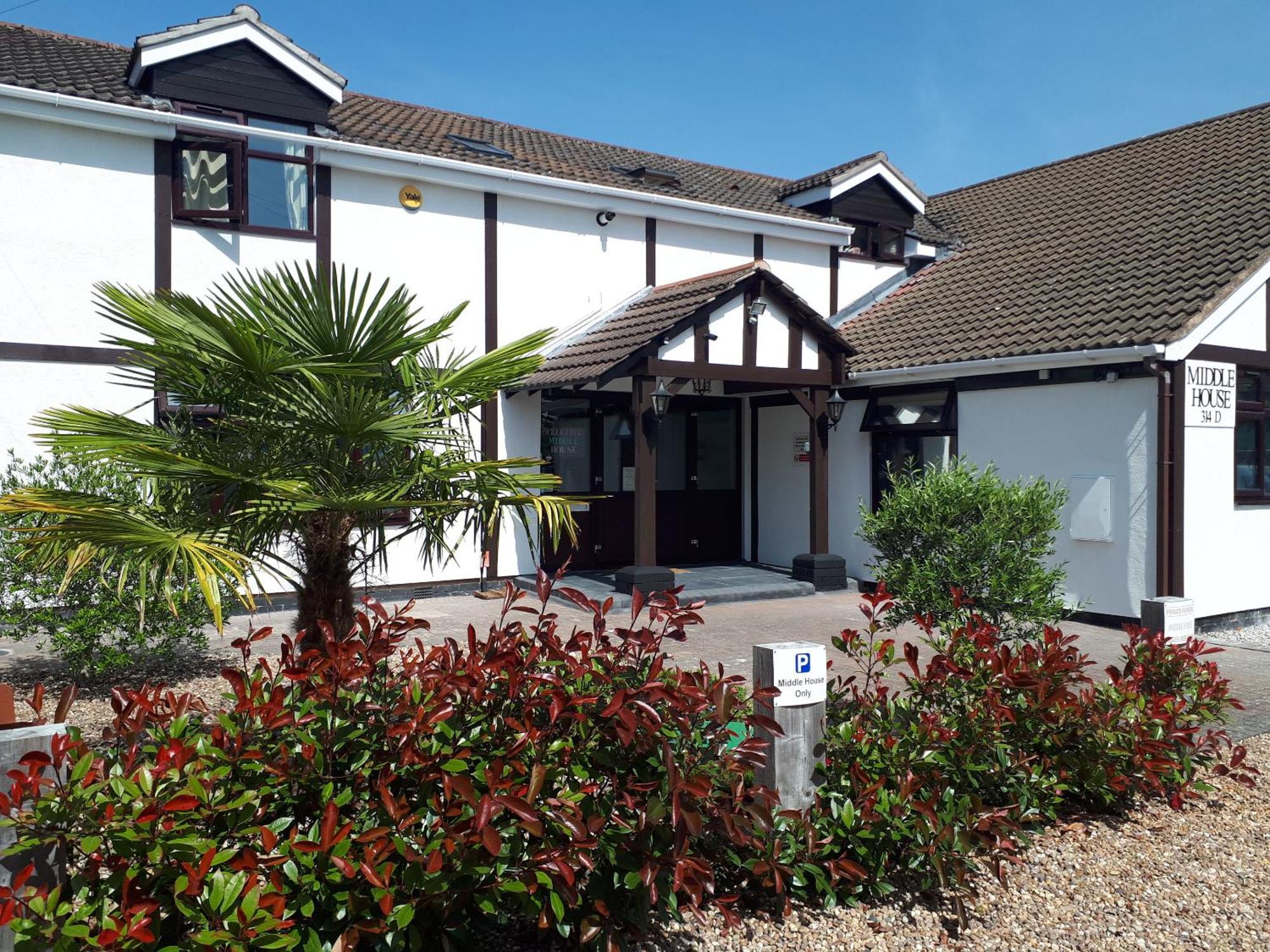 Middle House Bed & Breakfast