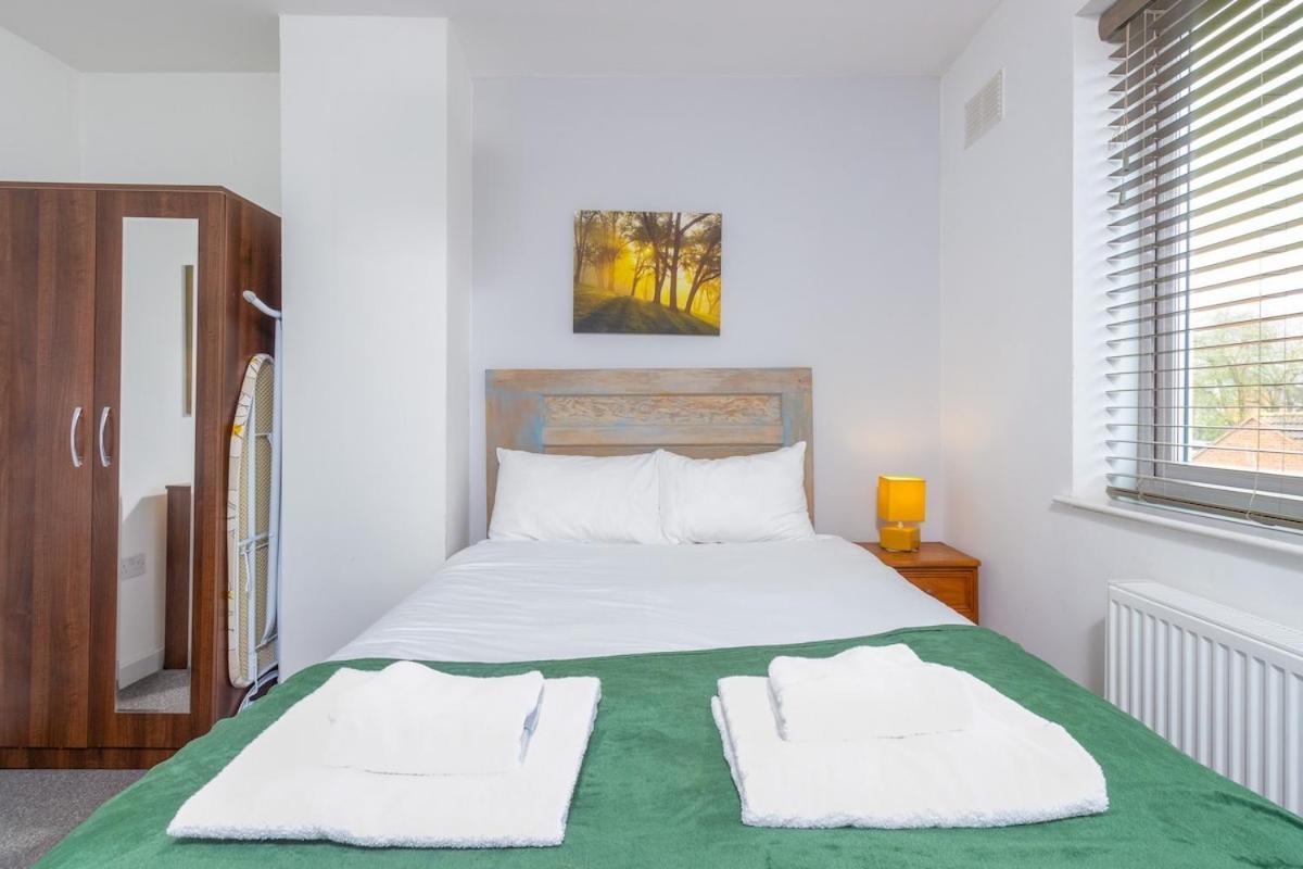 Holiday home 4br With Private Parking