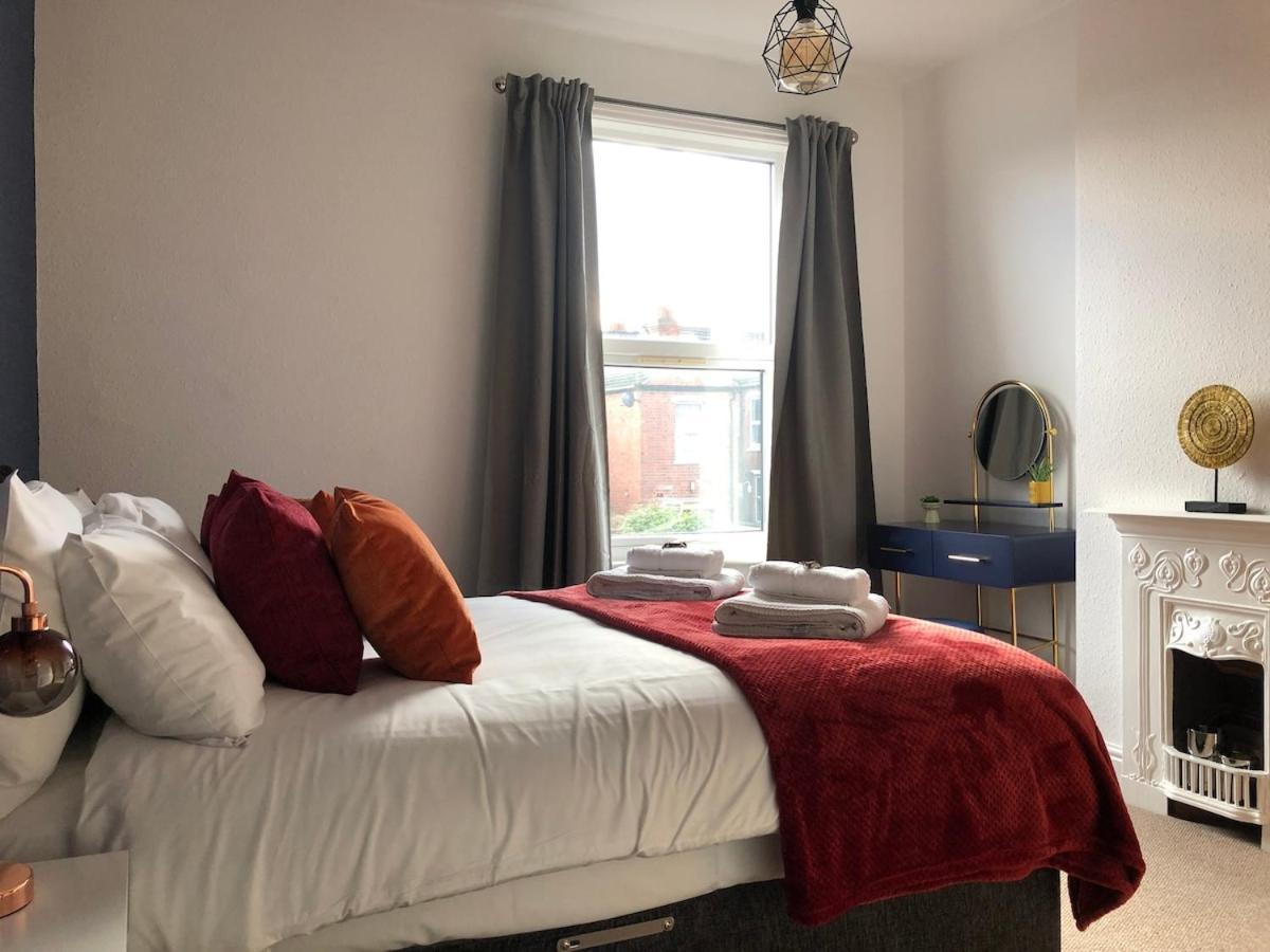 Free Parking, Free Wifi, Centre, Contractor And Family Friendly * Coventry