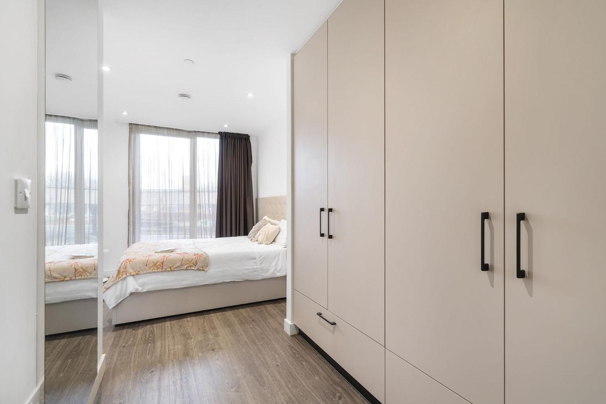 Canvas Club In Apartment