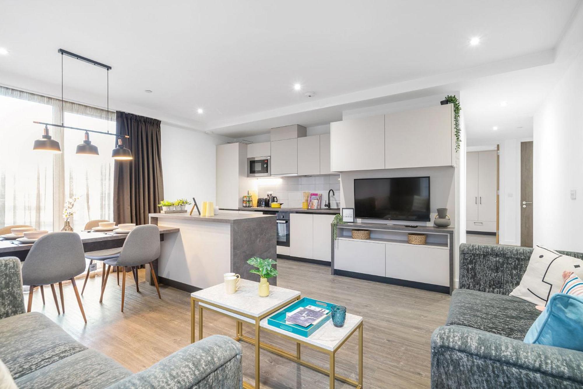 Canvas Club In Apartment Coventry