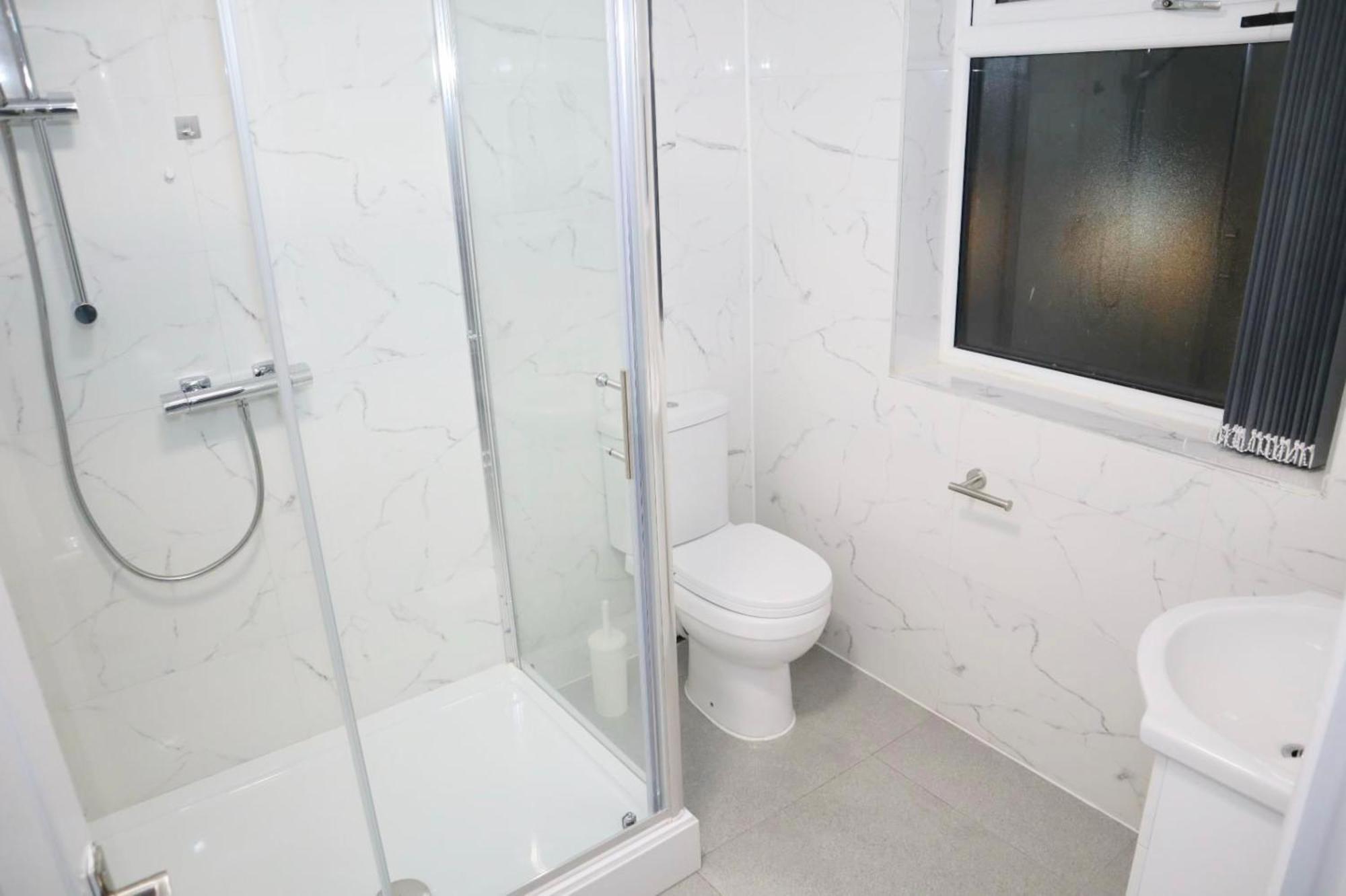 Apartment Spacious Coventry