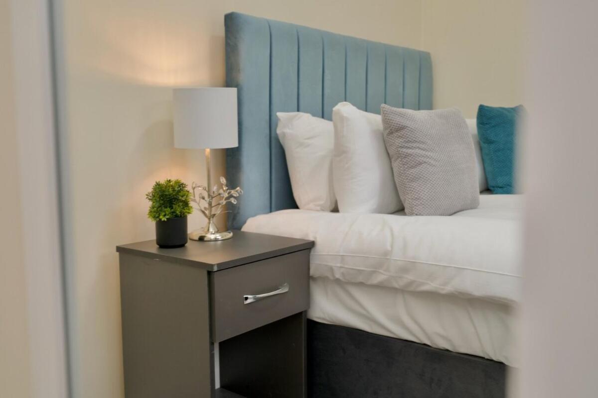Monks Villa Fully Furnished Home Coventry Holiday home Coventry