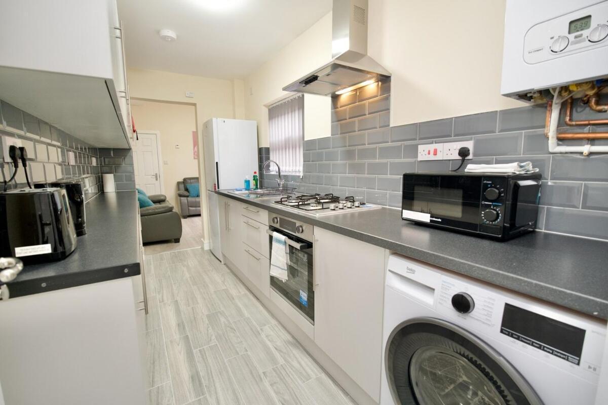 Holiday home Monks Villa Fully Furnished Home Coventry