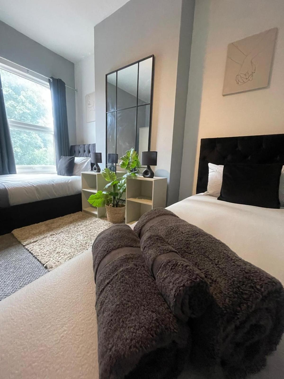 Mowbray Retreat Guest house Coventry