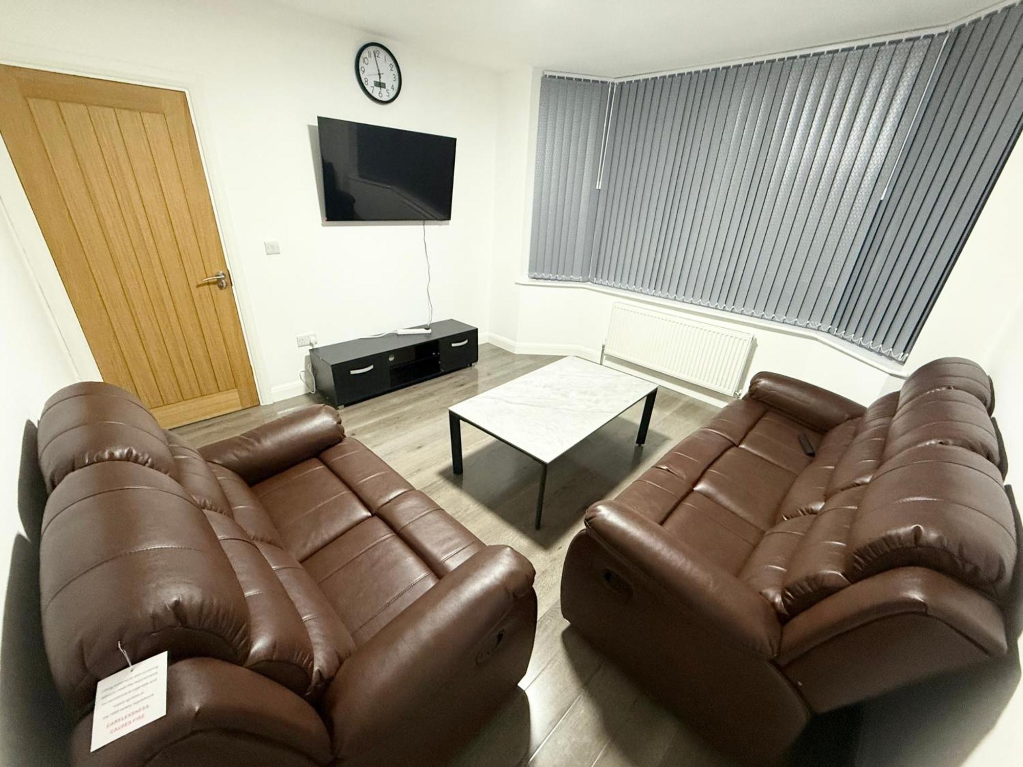 Cozy 3 Bedroom In Wyken - Holiday home *