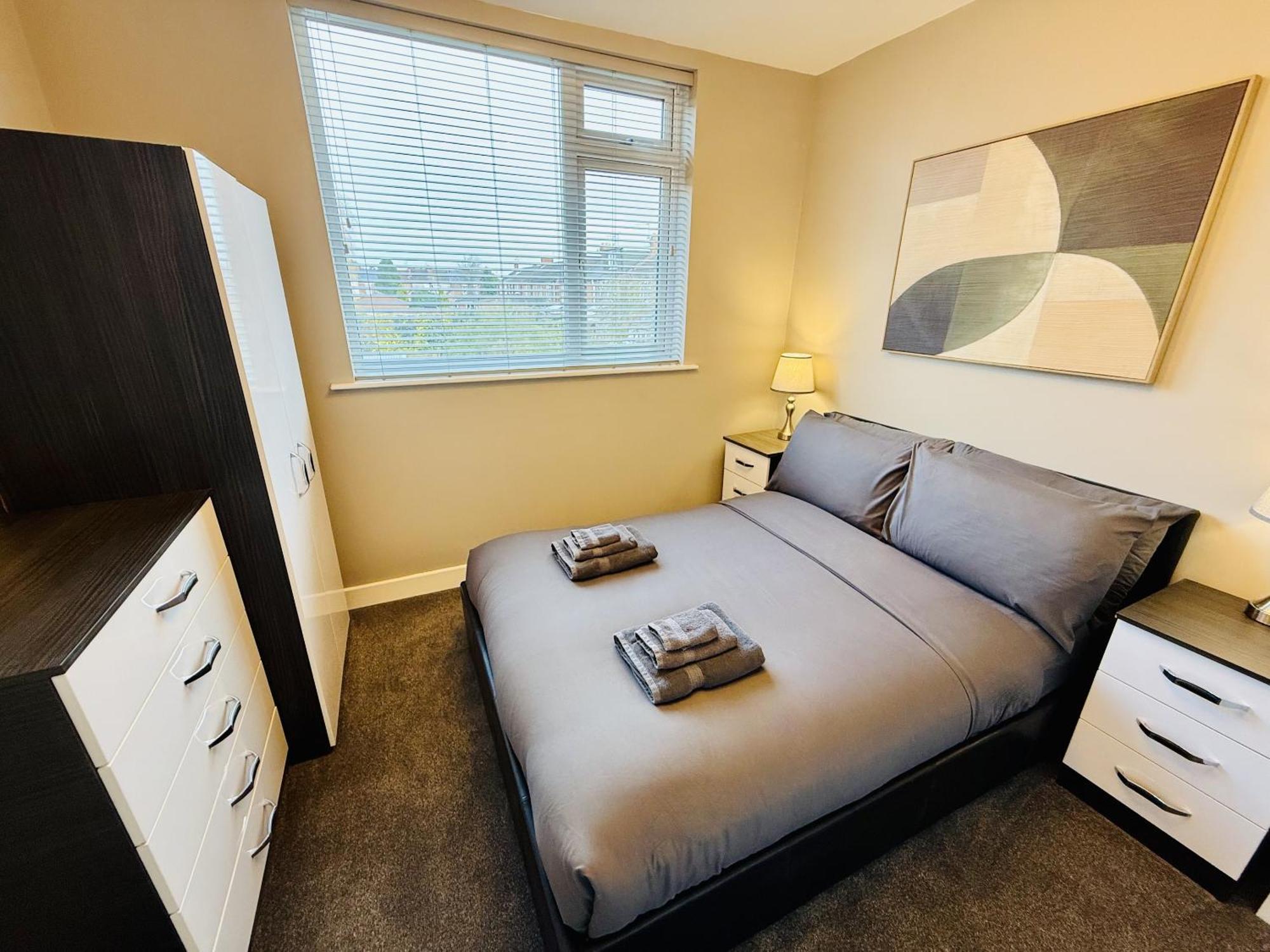 Holiday home Spacious, Contemporary 2-bed House - Hosted By Hutch Lifestyle *