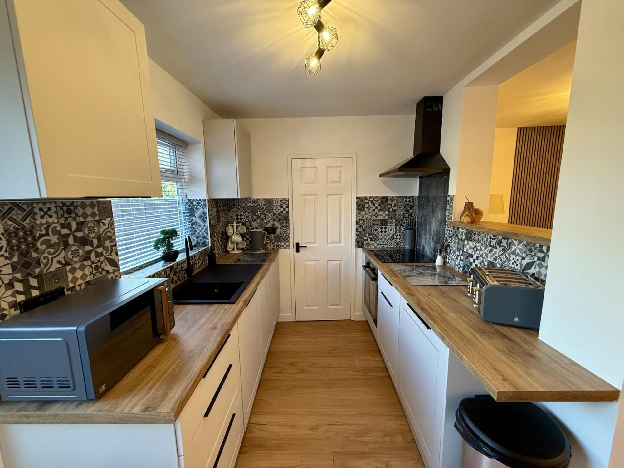 Holiday home Spacious, Contemporary 2-bed House - Hosted By Hutch Lifestyle *
