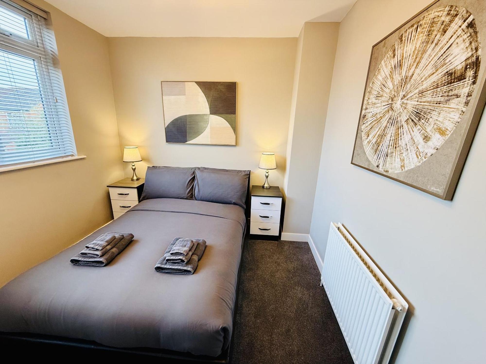 Spacious, Contemporary 2-bed House - Hosted By Hutch Lifestyle Holiday home Coventry